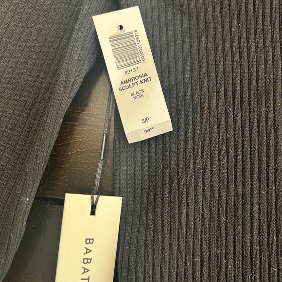 Aritzia Ambrosia Sculpt Knit Sweater - Picture 2 of 4